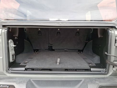Certified 2022 Jeep Wrangler Unlimited Sport image 28