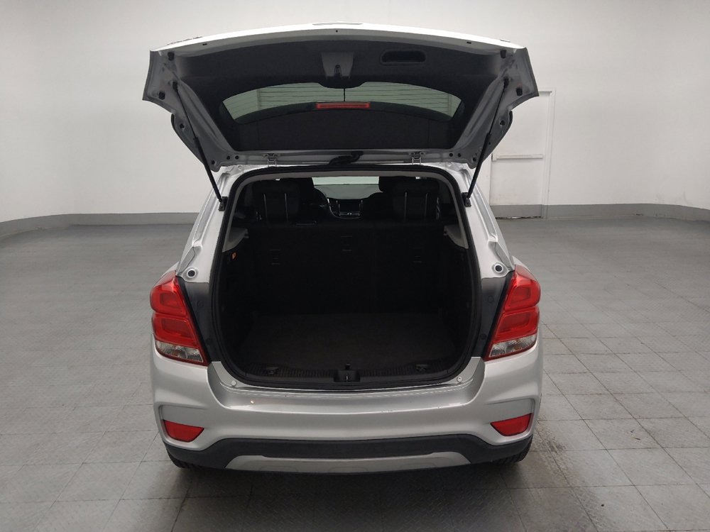 Used 2020 Chevrolet Trax LT FWD image 29