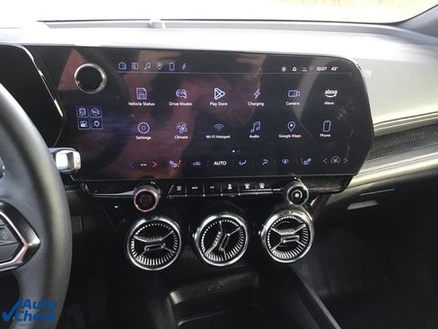 Used 2024 Chevrolet Blazer EV LT image 39