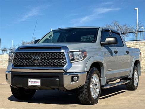 Used 2019 Toyota Tundra SR5 w/ SR5 Upgrade Package image 3