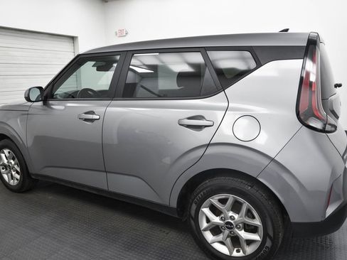 Used 2023 Kia Soul LX w/ Option Group 015 image 5