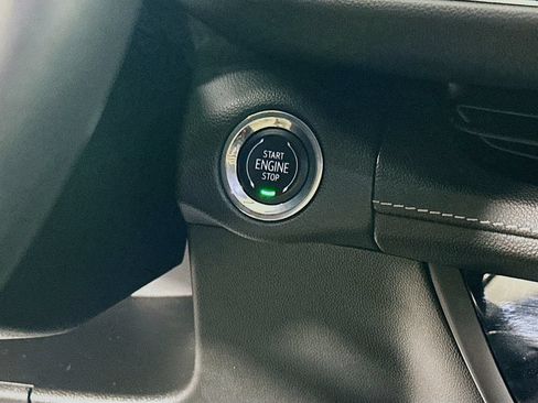 Used 2023 Buick Envision Preferred w/ Sport Touring Package AWD/4WD image 20