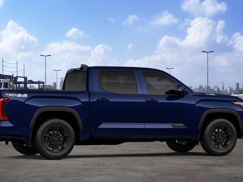 New 2026 Toyota Tundra Platinum w/ TRD Off-Road Package AWD/4WD image 33