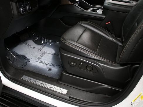 Certified 2021 Chevrolet Suburban High Country image 26