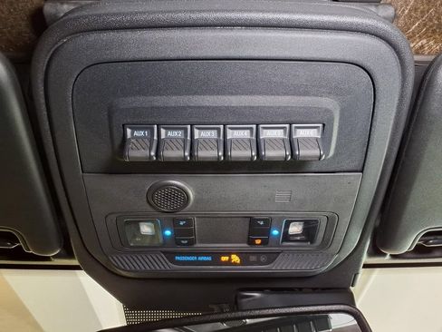 Used 2022 Ford Bronco Badlands AWD/4WD image 14