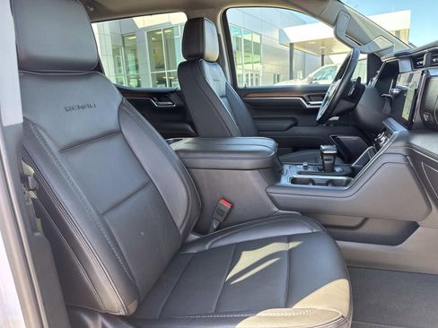 Used 2024 GMC Sierra 1500 Denali w/ Denali Reserve Package image 13