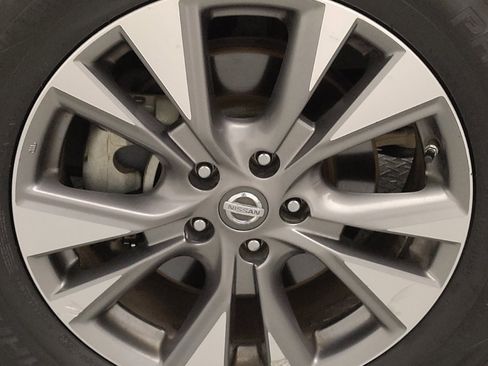 Used 2017 Nissan Murano SV FWD image 31