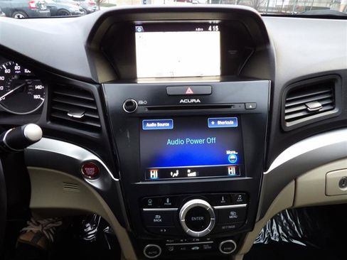 Used 2018 Acura ILX image 22