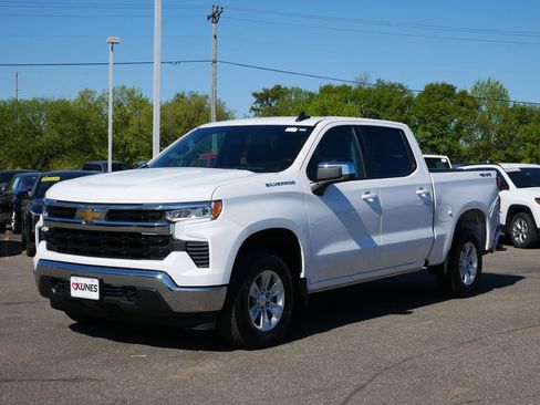 Used 2023 Chevrolet Silverado 1500 LT AWD/4WD image 5