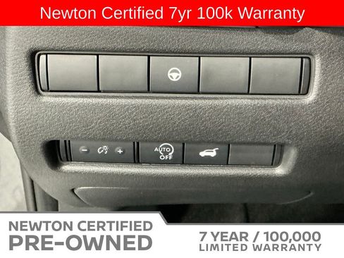 Used 2024 Nissan Rogue SV w/ SV Premium Package FWD image 33