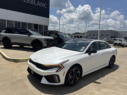 Certified 2025 Kia K5 GT-Line w/ GT-Line Premium Package AWD/4WD image 3