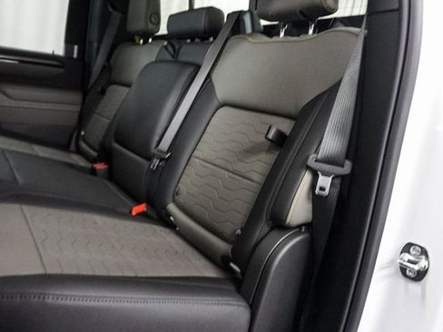 New 2026 Chevrolet Silverado 2500 ZR2 image 17