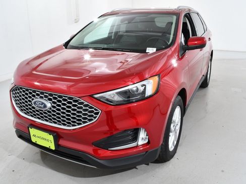 Used 2023 Ford Edge SEL w/ Convenience Package image 2