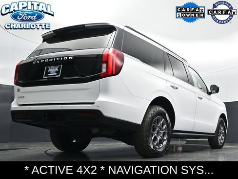 Used 2025 Ford Expedition Active RWD image 28