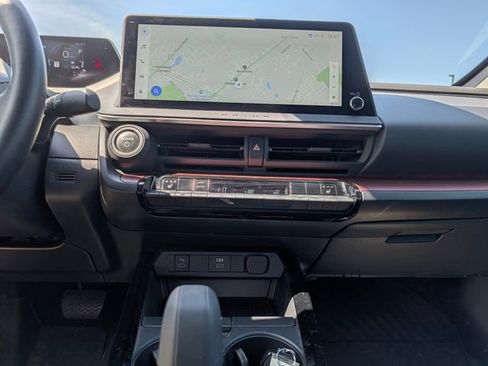 Used 2023 Toyota Prius Prime FWD image 19