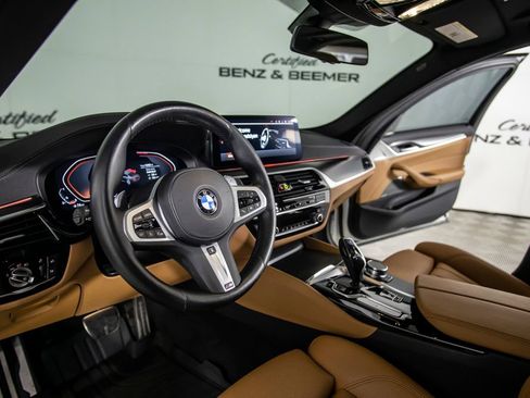 Used 2023 BMW 530i w/ M Sport Package RWD image 20