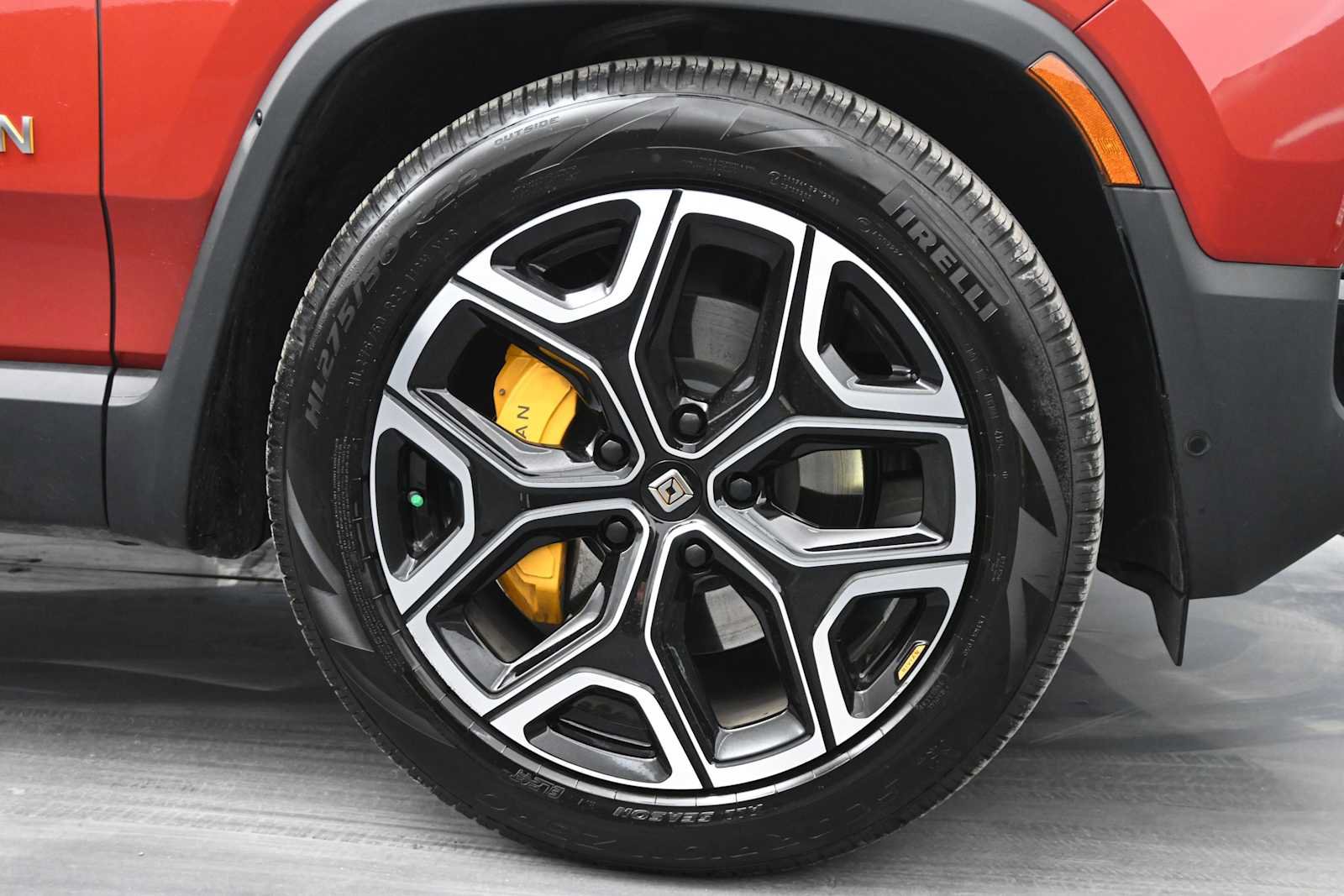 Used 2023 Rivian R1S Adventure Quad AWD/4WD image 10