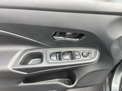 Used 2025 Nissan Versa SV w/ Trunk Package FWD image 11