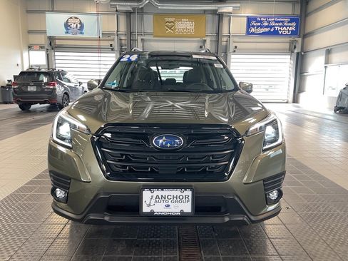 Used 2024 Subaru Forester Limited image 2