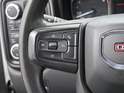 Used 2021 GMC Sierra 1500 4x4 Crew Cab w/ Sierra Value Package image 18
