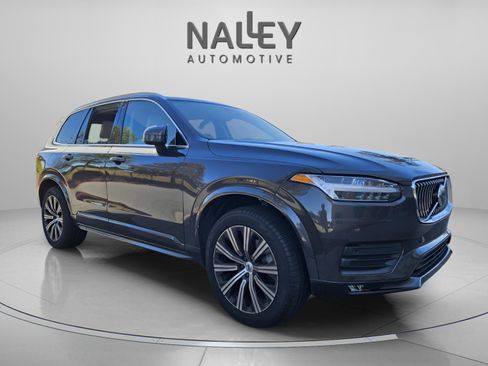Used 2023 Volvo XC90 B5 Core w/ Protection Package Premier image 4