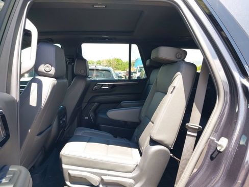 Used 2025 Chevrolet Tahoe Z71 w/ Z71 Off-Road Package AWD/4WD image 22
