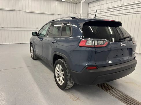 Used 2021 Jeep Cherokee Latitude FWD image 8