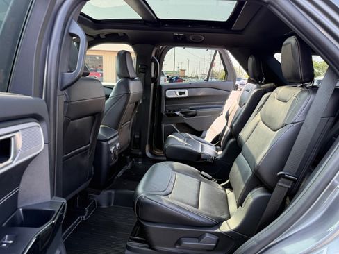 Used 2021 Ford Explorer ST w/ ST Street Pack AWD/4WD image 30
