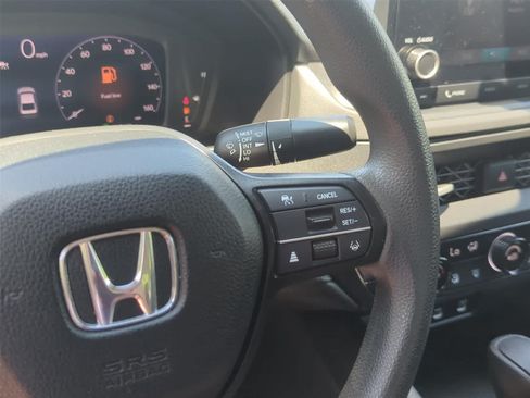 Used 2023 Honda Accord SE image 20