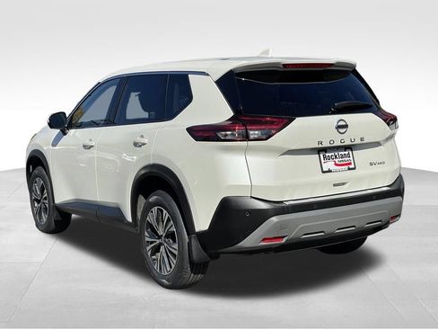 Certified 2023 Nissan Rogue SV AWD/4WD image 5