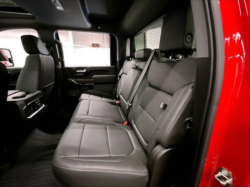 Used 2023 GMC Sierra 3500 SLT w/ SLT Convenience Package AWD/4WD image 26