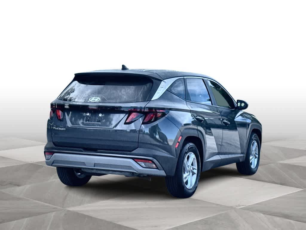 Used 2025 Hyundai Tucson SE FWD image 8