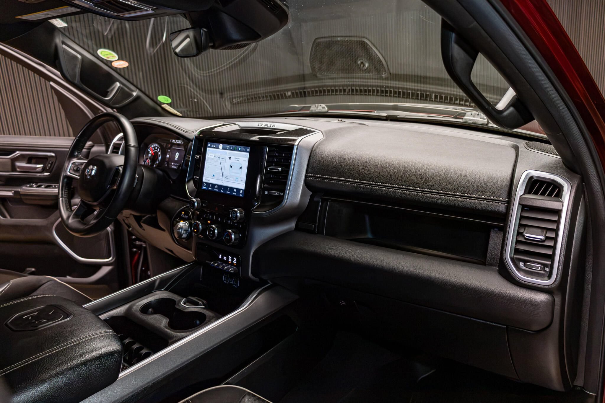 Used 2022 RAM 1500 Laramie w/ Sport Appearance Package AWD/4WD image 15