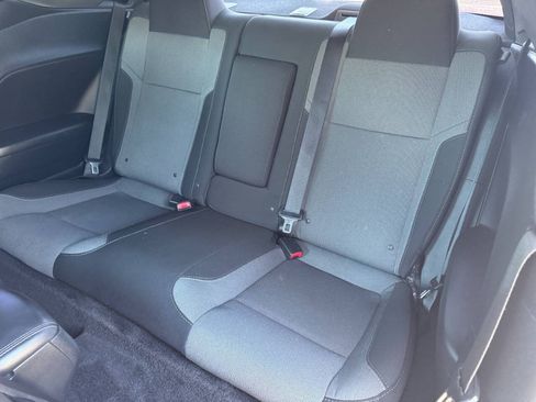 Used 2015 Dodge Challenger SXT RWD image 11