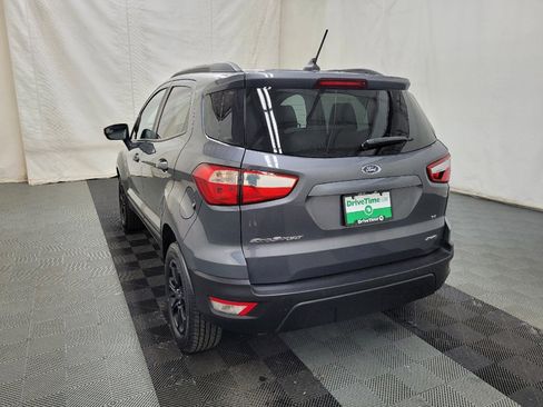 Used 2019 Ford EcoSport SE image 5