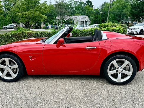 Used 2008 Pontiac Solstice Convertible w/ Preferred Package RWD image 41