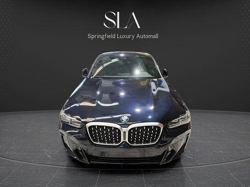 Used 2022 BMW X4 xDrive30i AWD/4WD image 4