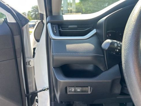 Used 2024 Toyota RAV4 XLE FWD image 30