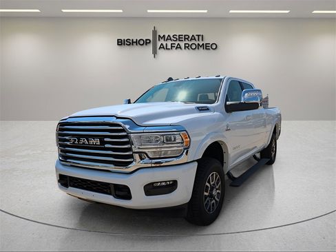 Used 2024 RAM 3500 Limited image 7