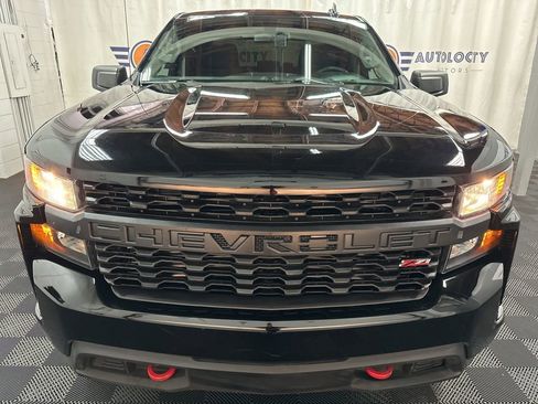 Used 2021 Chevrolet Silverado 1500 Custom Trail Boss w/ LPO, Dark Essentials Package AWD/4WD image 3