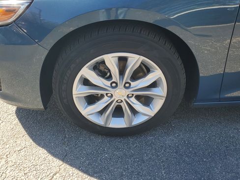 Used 2024 Chevrolet Malibu LT image 4