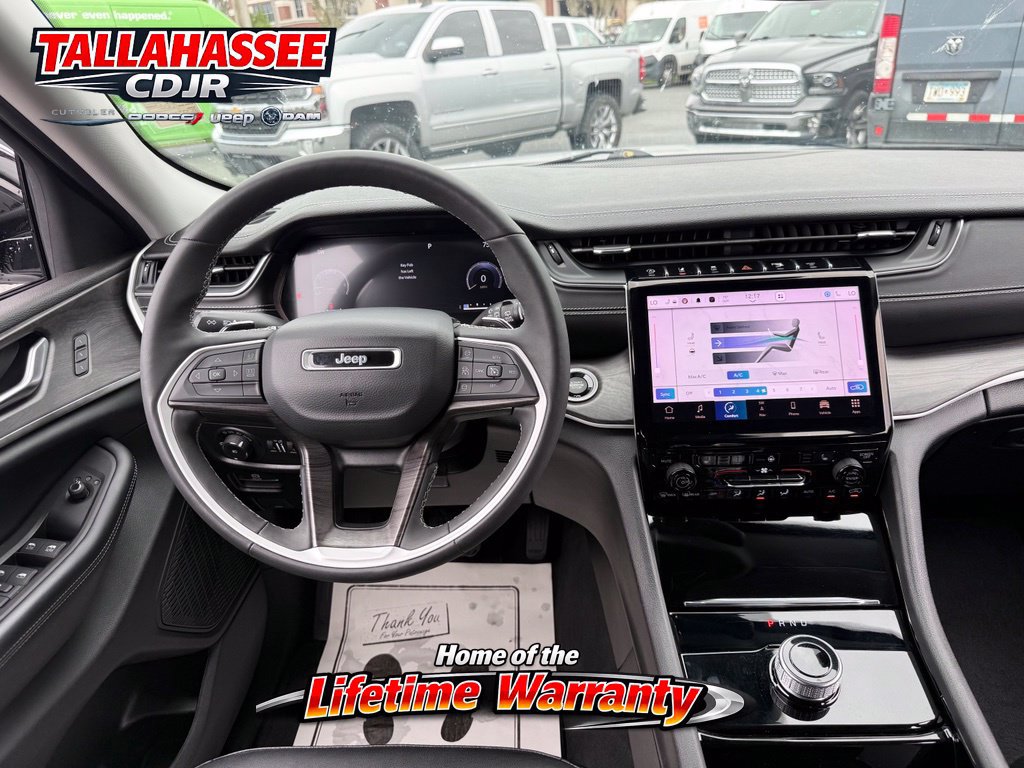 Used 2023 Jeep Grand Cherokee Limited RWD image 33