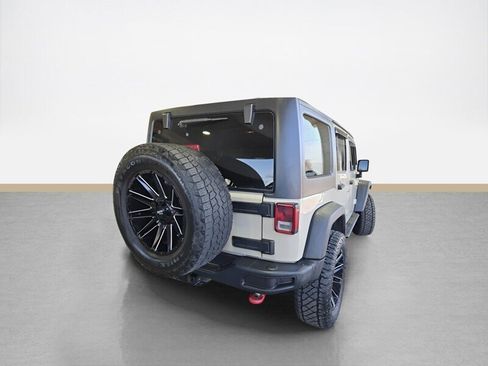 Used 2017 Jeep Wrangler Unlimited Rubicon w/ Quick Order Package 24Z Recon image 5