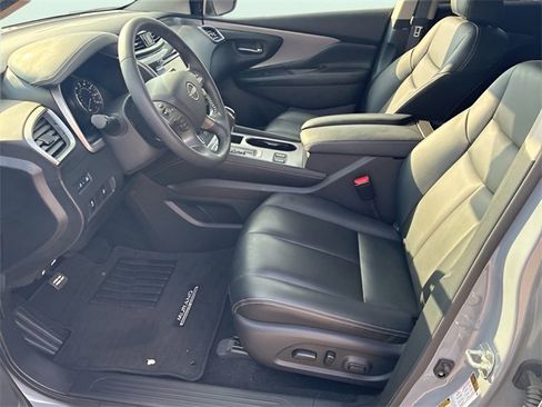 Used 2024 Nissan Murano SV w/ SV Midnight Edition Package image 18