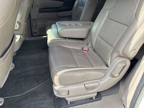 Used 2011 Honda Odyssey EX-L image 14