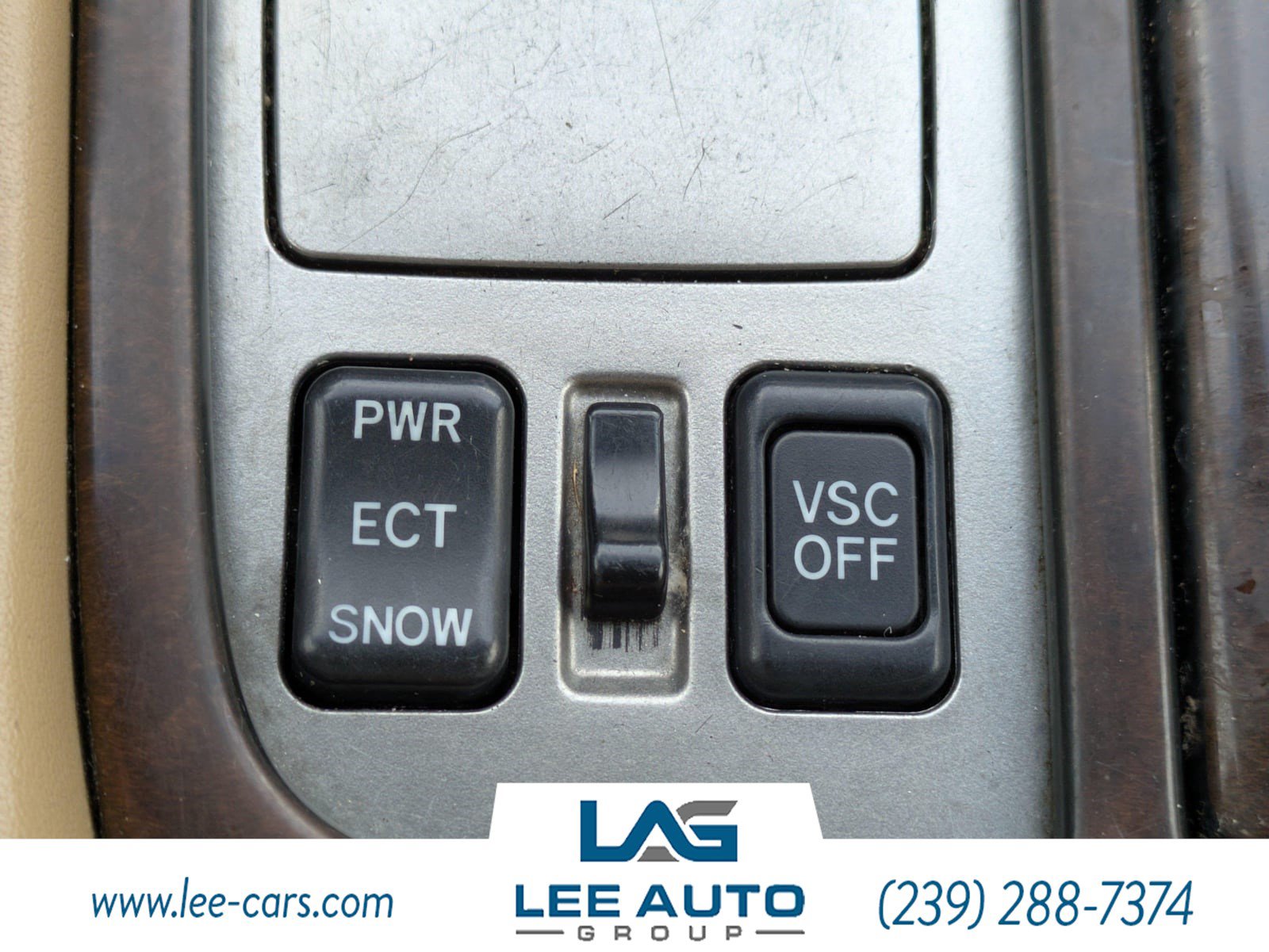 Used 2006 Lexus SC 430 Convertible w/ Preferred Accessory Pkg RWD image 25