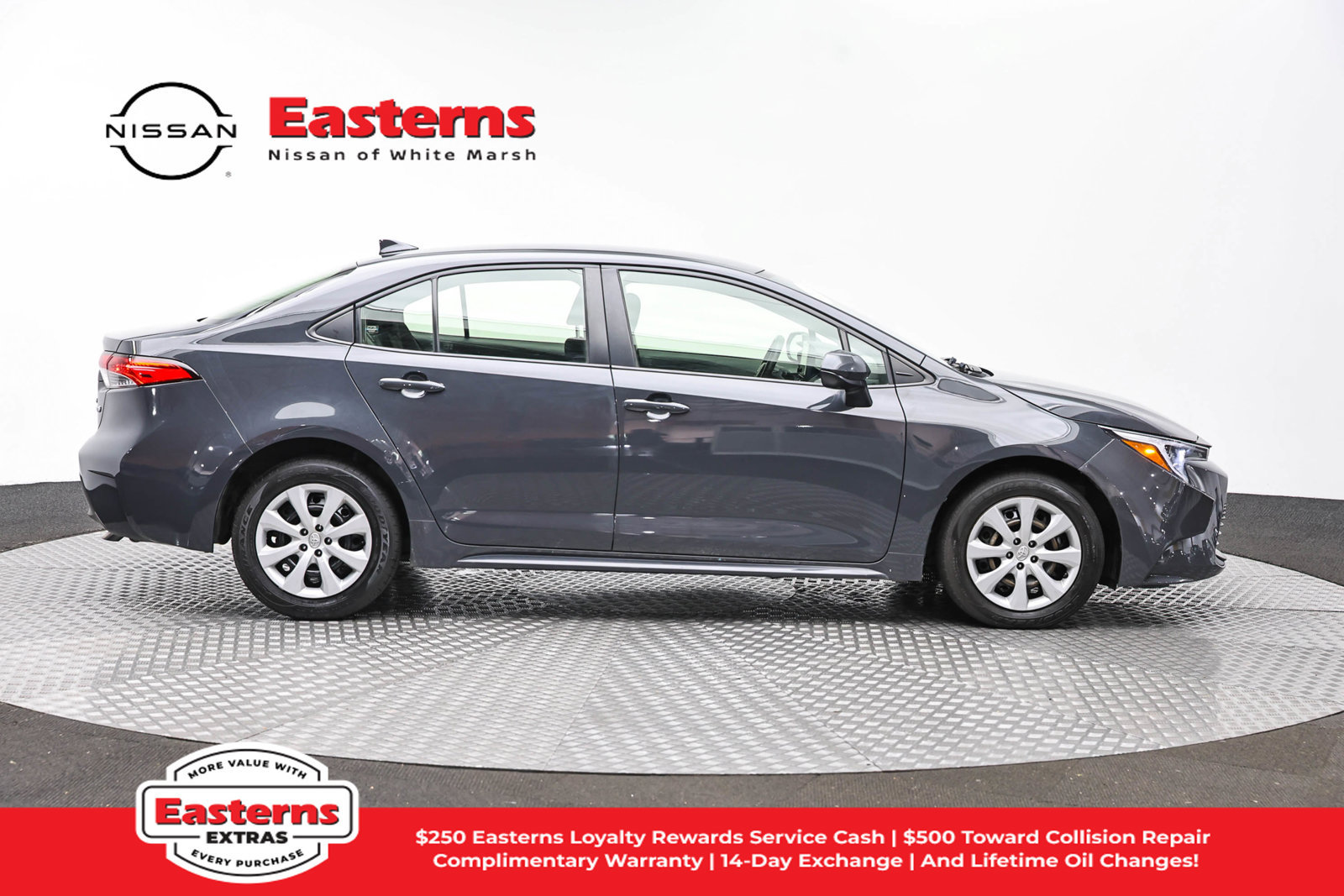 Used 2023 Toyota Corolla LE w/ Carpet Mat Package (TMS) FWD image 6