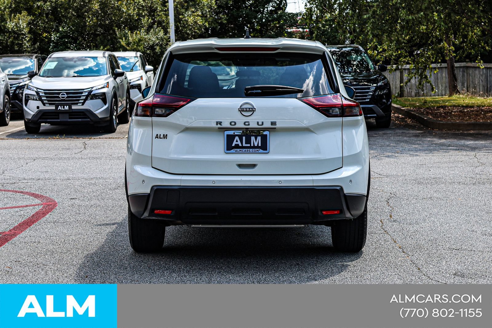 Used 2024 Nissan Rogue S FWD image 12