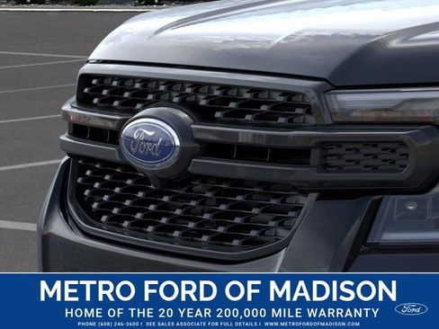 New 2025 Ford Ranger Lariat w/ Trailer Tow Package image 19