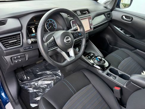 Certified 2024 Nissan Leaf SV Plus image 12